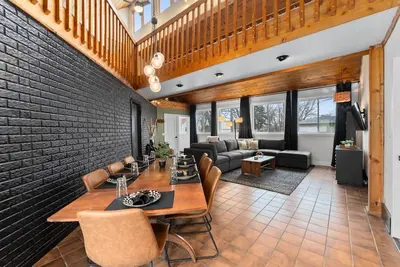 Image de The Clubhouse | Airy | Fun | Centrally Located