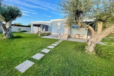 Image de Anastasia beach cottage Sunflower