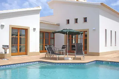 Image de Luxury Villa with Private Pool