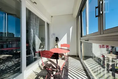 Image de Saint Cyprien : T2 rénové avec Loggia & Parking privatif