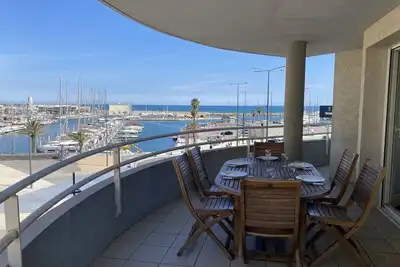 Image de Grand appartement 3 pièces avec terrasse et parking à Canet-en-Roussillon