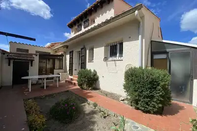 Image de Maison atypique pour 8 pers. , animaux acceptés, terrasses