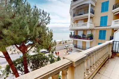 Image de Spacieux 3p en centre-ville avec terrasse vue mer à Menton