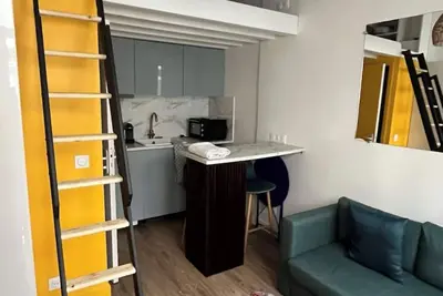 Image de Charmant petit studio rénové proche transports