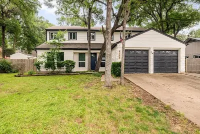 Image de Home Sweet Austin - Pool, Fire Pit, Pool Table