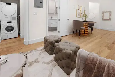 Image de Modern 2br/2ba Apartment w/ Chic Design & Washer/Dryer in Prime Upper West Side
