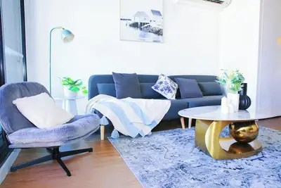 Image de Modern 2br | Prime Location | Balcony