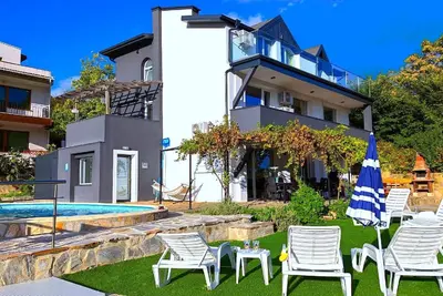 Image de Maison de vacances Balchik pour 1 - 16 personnes avec 5 chambres à coucher - Maison de vacances