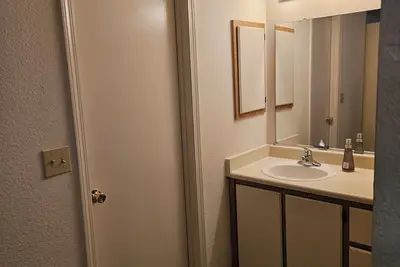 Image de Charming 1-bedroom apartment in delightful Vallejo in a safe gated community,