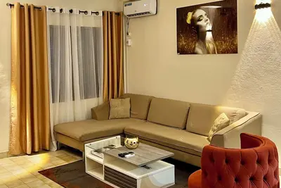 Image de Grand appartement meublé à Bastos