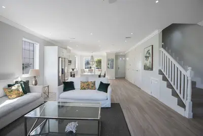 Image de Spacious Townhouse, 50 steps from the Beach and Pool in Gated Community