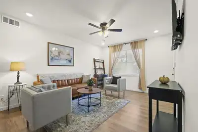 Image de Beacon Nest Homewood Hideaway - Family/Wifi/Patio
