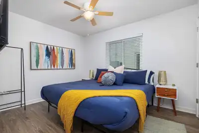 Image de D3-Vulcan's Double Suite-King Beds/Workspace/Pets