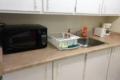 Image de 2 bedroom apartment in downtown Toronto with Cn Tower view!