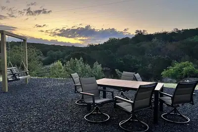 Image de Charming 2-bedroom house with modern amenities and beautiful views