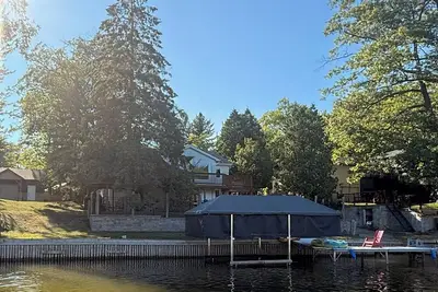 Image de Waterfront in Wasaga (on the Nottawasaga River), 8 minute walk to beach