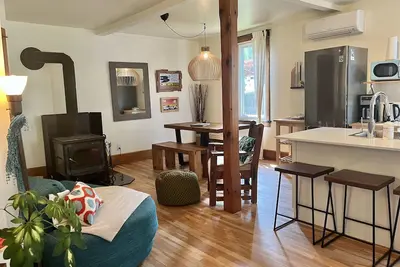 Image de Retro-chic retreat in the heart of Wakefield