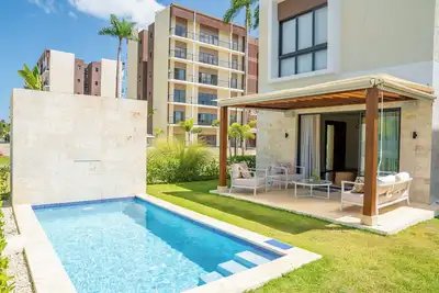Image de Luxury 4-bedroom Townhome with Mini Pool & Patio in Fabulous Puerto Plata