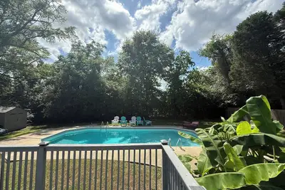 3-bedroom house with pool in hometown Dothan.
