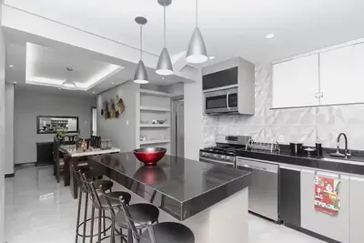Image de Cozy and spacious apartment in the best central area of Bh