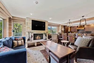 Image de Lodge Tower 499 3br  at the base of Vail Mountain