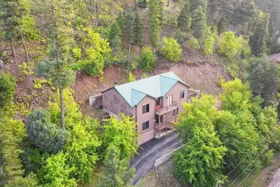 Image de Sleepy Canyon Inn w/ game room, hot tub & Pet Friendly!