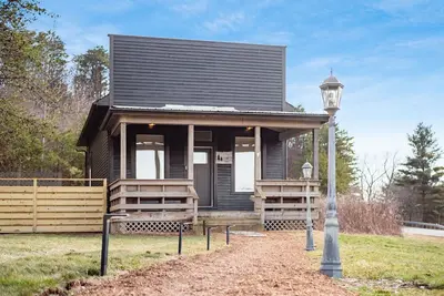 Image de The Copper & Oak House + Hot Tub l Fire Pit