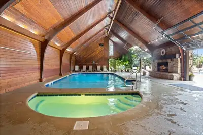 Image de Excellent Family Stay w/ Boat Slip, 2 Pools, Hot Tub, Courts & Arcade Games
