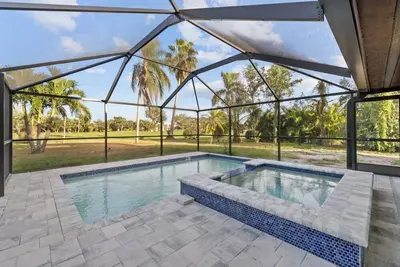 Image de Charming 3-bedroom Home in Bradenton on Premier Img Golf Course - May Promo!