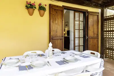 GuestHost Dreamy Stintino: Seafront, A/C & Parking