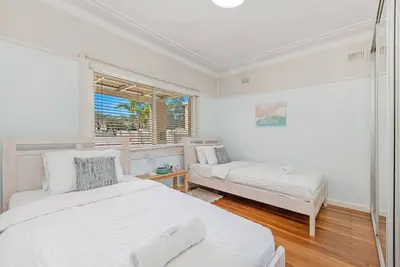 Image de 19-Guest Dual Home Near Beach