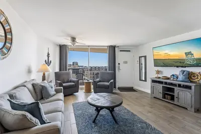 Image de 6201 Ocean Ave, Unit 502 - The Nassau Inn