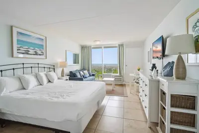 Image de 6201 Ocean Ave, Unit 411 - The Nassau Inn