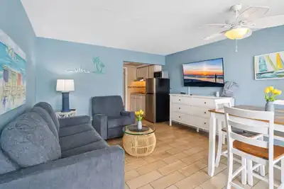 Image de 6201 Ocean Ave, Unit 105 - The Nassau Inn