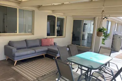 Image de Waterfront house at Hallet Cove