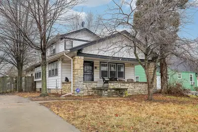 Image de Family & Group Friendly Home - Spacious, Comfy, & Fully Equipped