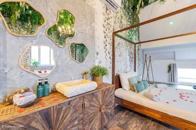 Image de Appartement jungle palace avec jacuzzi 15 minutes de Disneyland
