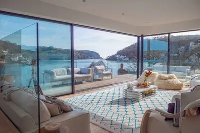 Image de Luxury Riverside Home with Stunning Dart Views