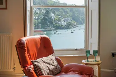 Image de Riverside Apartment with Stunning Views & Patio
