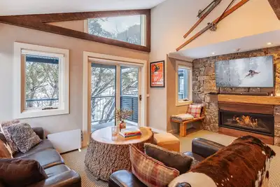 Image de Lodge Chalet (for 4), The Stables Resort Perisher