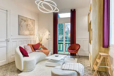 Image de Rose écrin de charme avec parking terrasse privée et jardin partagé