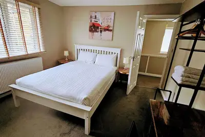 Image de Spacious 4br House • Wi-Fi • Parking • Great Location• Contactless Check In