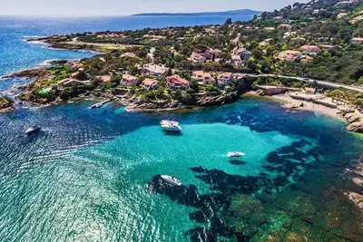 Image de Magnifique studio à Roquebrune dans le Var\nDans une belle résidence sécurisé