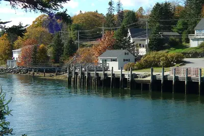 Image de Mill Cove Cottage - \"On Top of The Water\" at Mill Cove