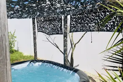 Image de Maison de vacances avec Jacuzzi près du Transbordeur