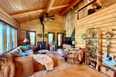 Image de Mountain Retreat with private hot tub Close to Zion!
