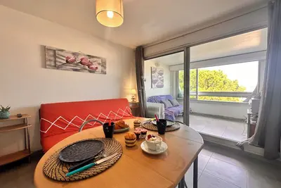 Image de Studio Les Floralies 2 personnes dans résidence avec piscine