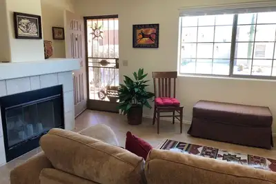 Image de Charming home with WiFi, garage, view, fitness center in adorable Green Valley