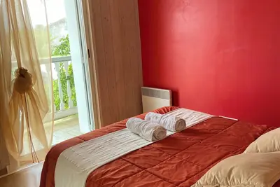 Image de Maison 6 personnes Saint Georges d’Oléron\nIdéalement située à Chéray.