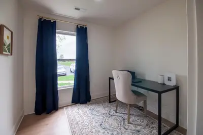 Image de Spacious 11-bedroom home sleeps 22 in Elizabethtown